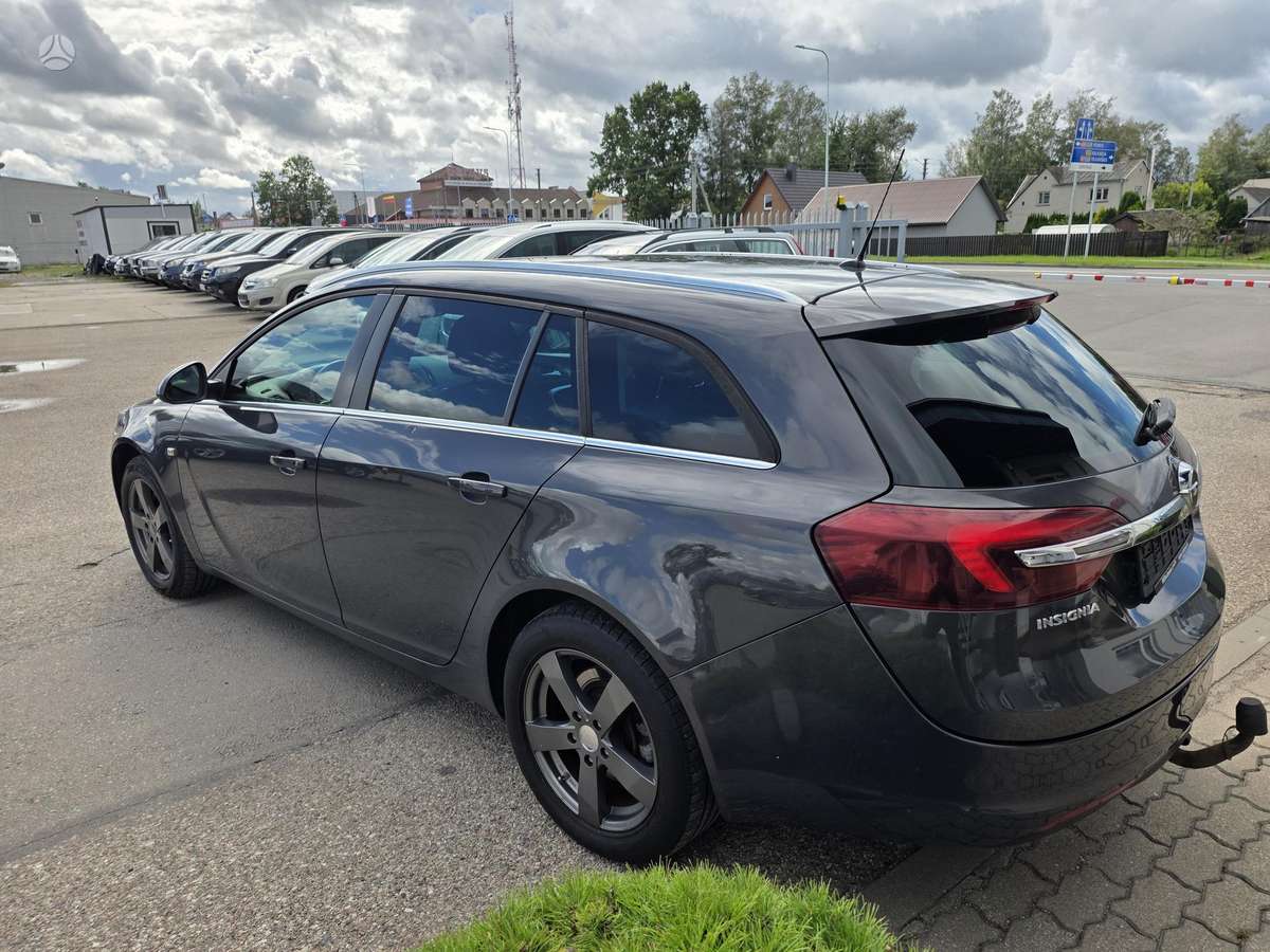 Opel Insignia 2013 — photo 9