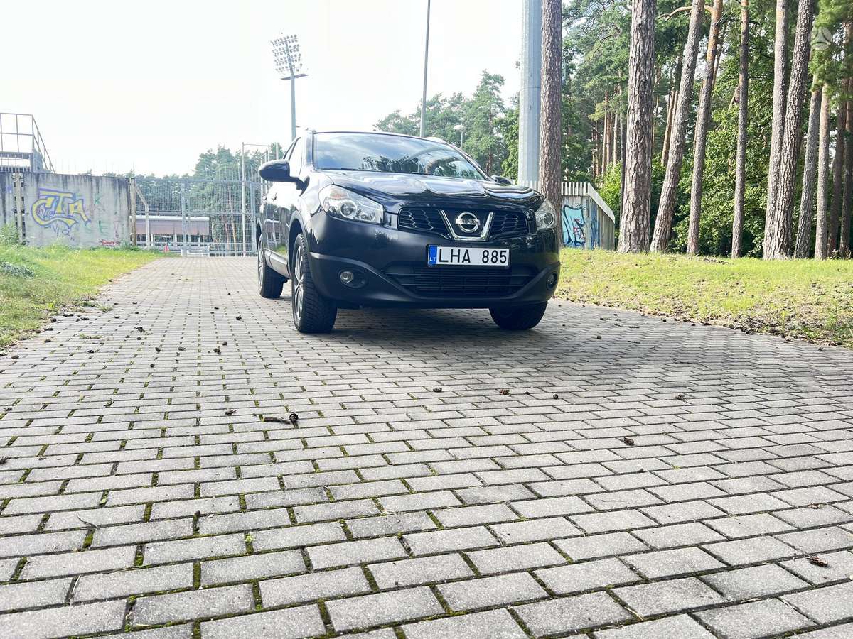 Nissan Qashqai 2010 — engine 1461 cm³, 106 HP (78kW)