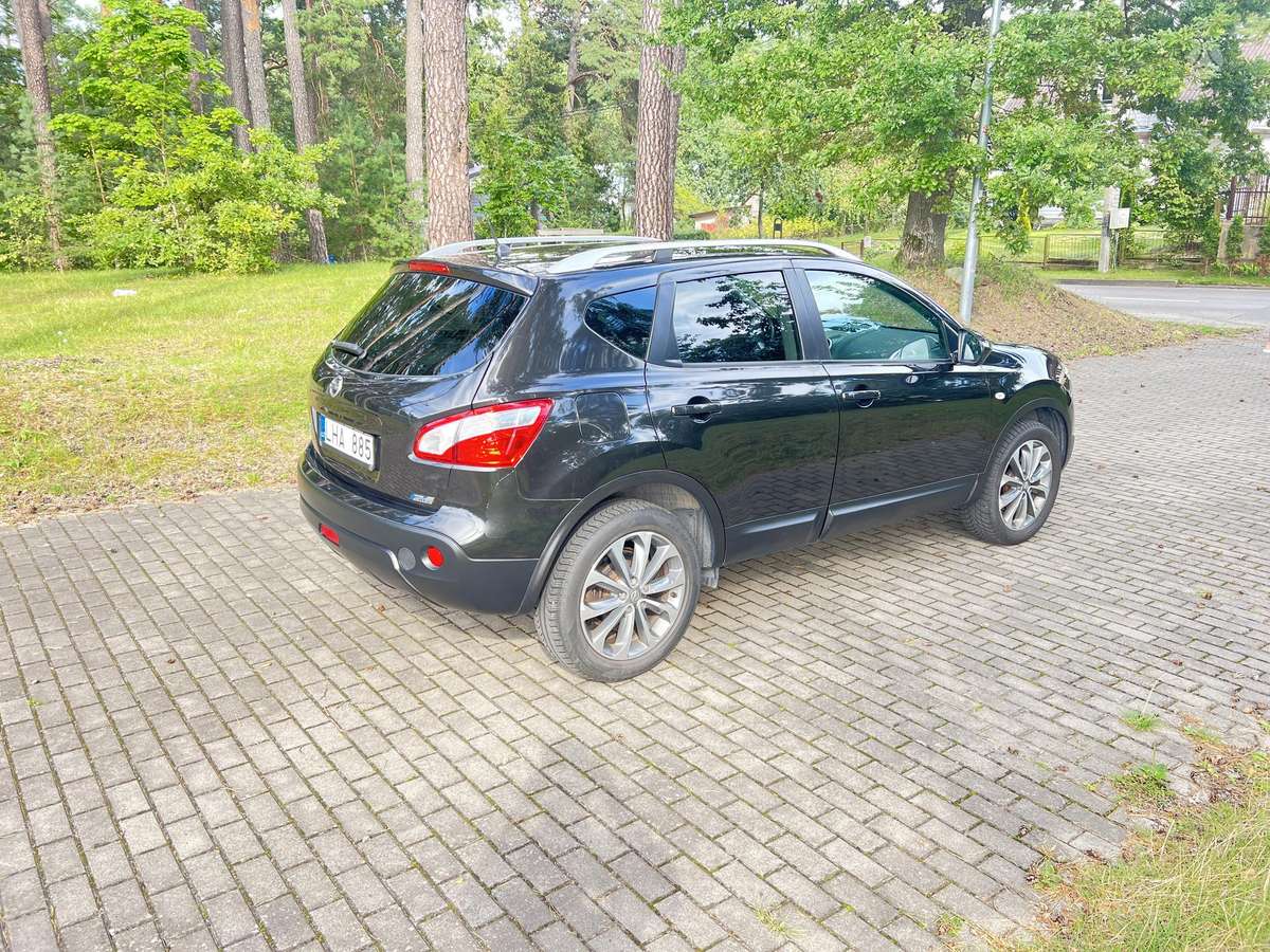 Nissan Qashqai 2010 — photo 6