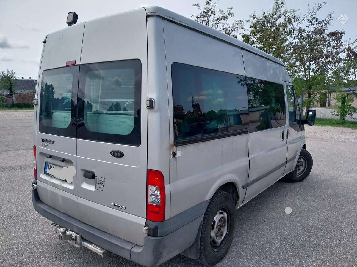 Ford Transit 2011 — фото 8