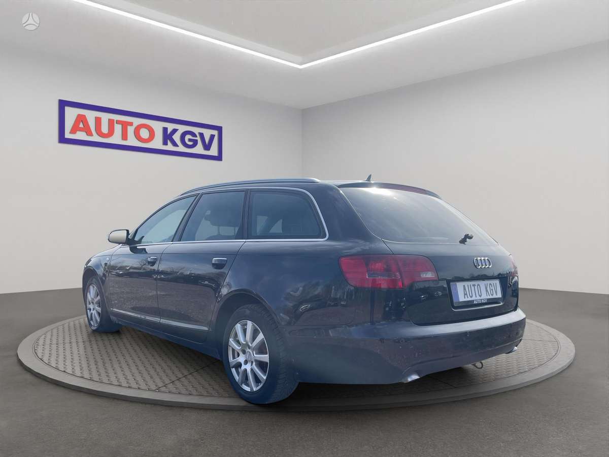 Audi A6 2006 — салон