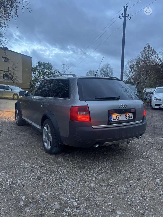 Audi A6 2005 — rear view