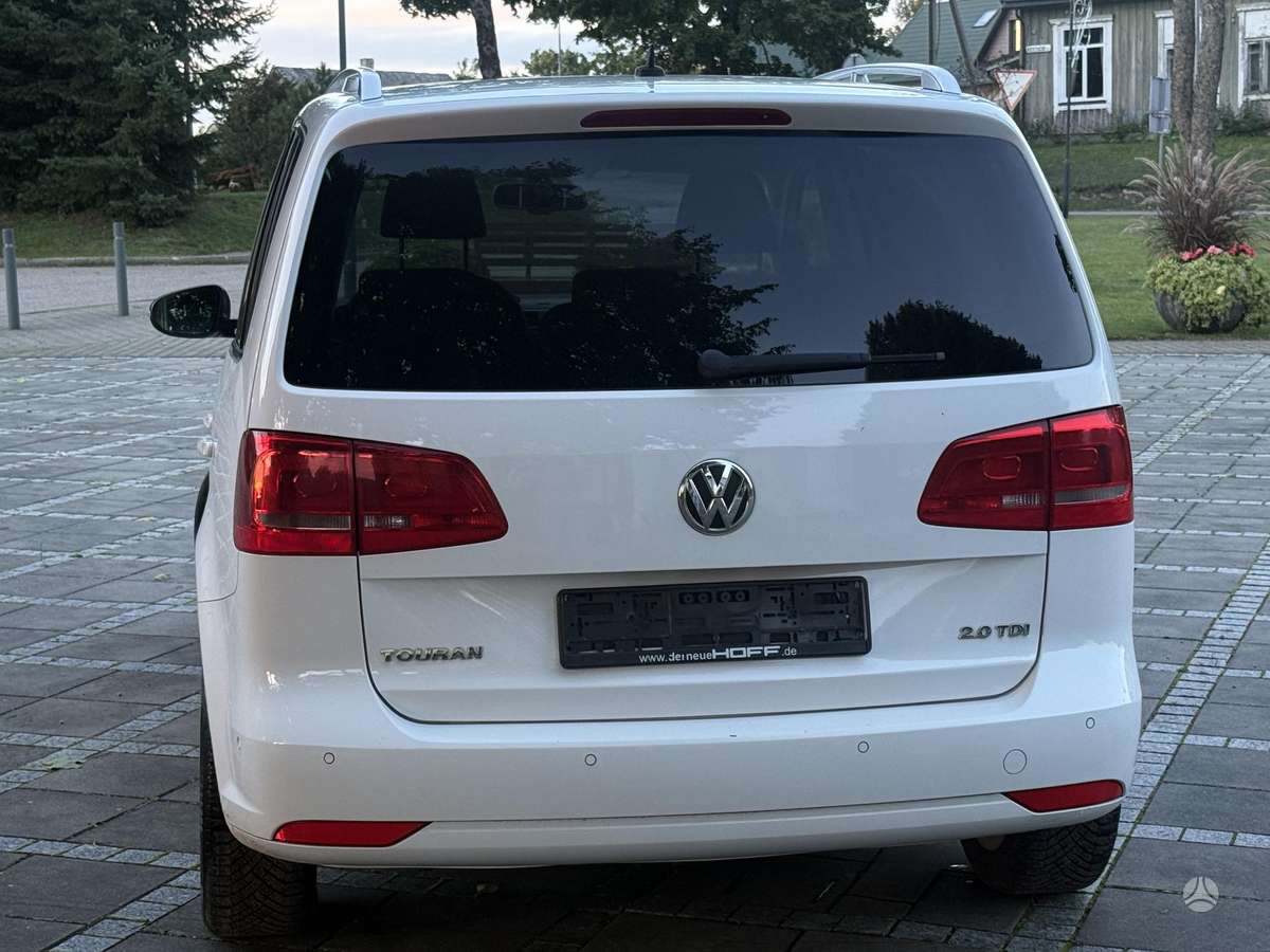 Volkswagen Touran 2014 — photo 13