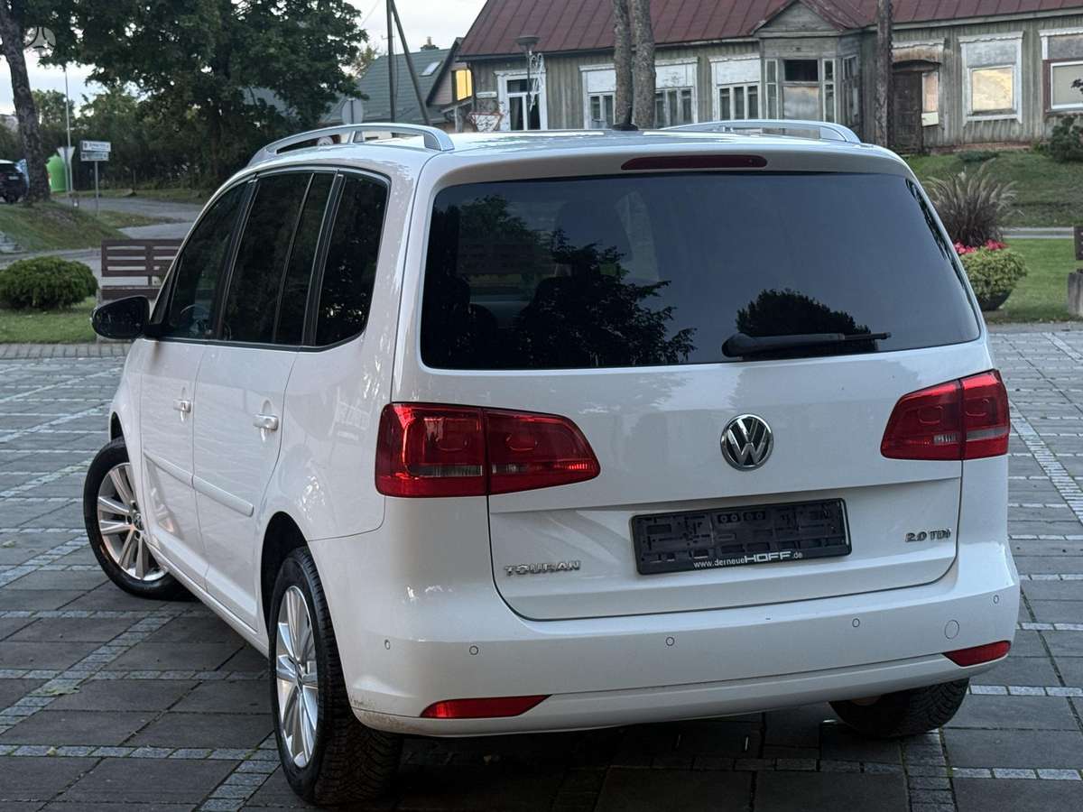 Volkswagen Touran 2014 — photo 14