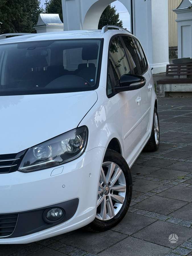 Volkswagen Touran 2014 — photo 6