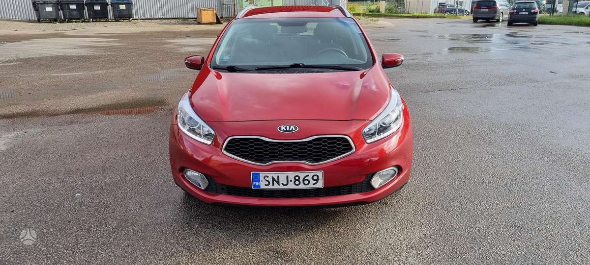 Kia Ceed 2015 — вигляд ззаду