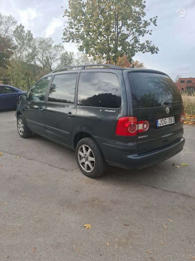 Volkswagen Sharan 2004 — interior