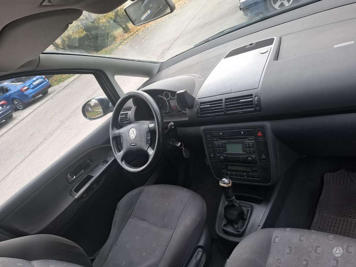 Volkswagen Sharan 2004 — photo 6