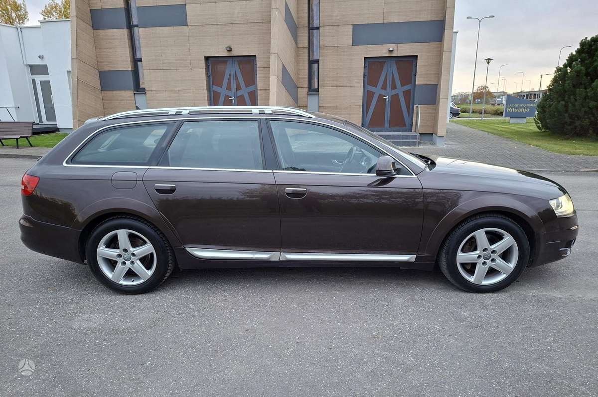 Audi A6 2009 — photo 5