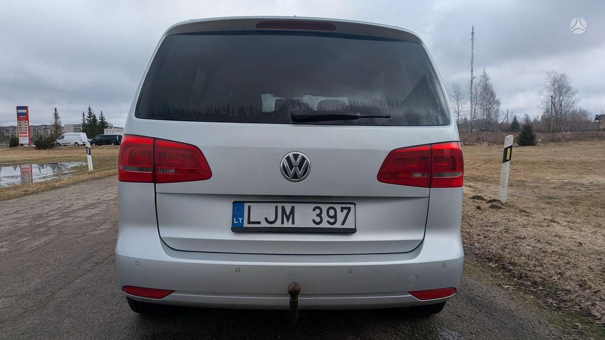Volkswagen Touran 2012 — photo 5