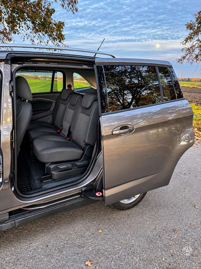 Ford C-MAX 2015 — photo 13