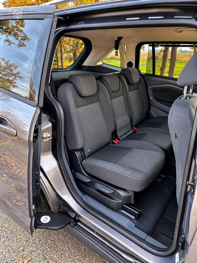 Ford C-MAX 2015 — photo 15