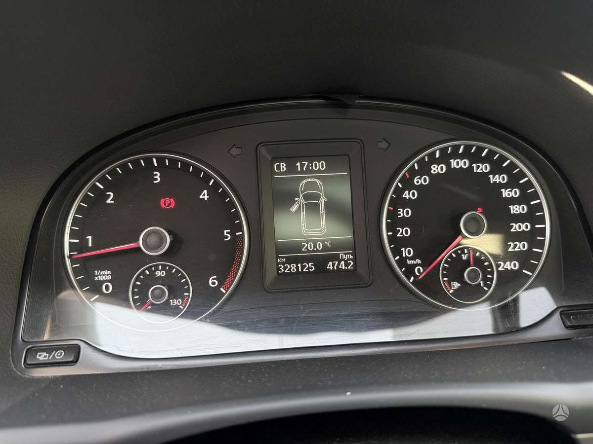 Volkswagen Touran 2014 — photo 12