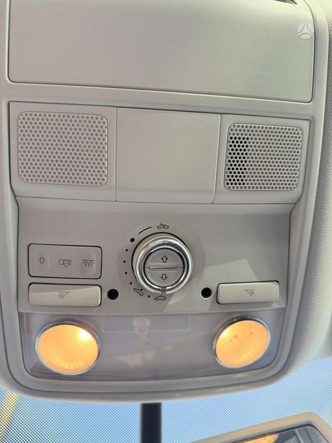 Volkswagen Touran 2014 — photo 15
