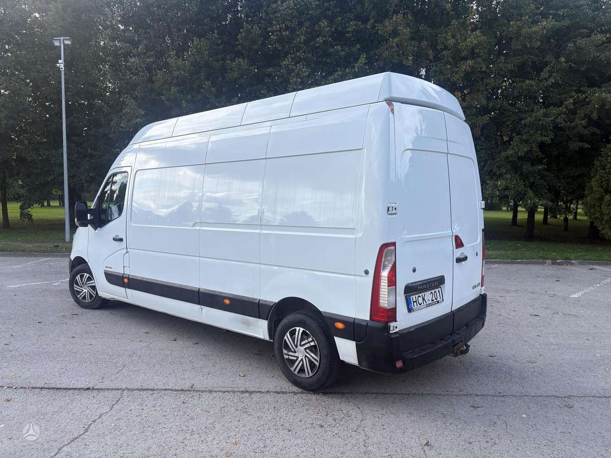 Renault Master 2013 — interior