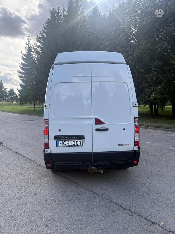 Renault Master 2013 — engine 2299 cm³, 125 HP (92kW)