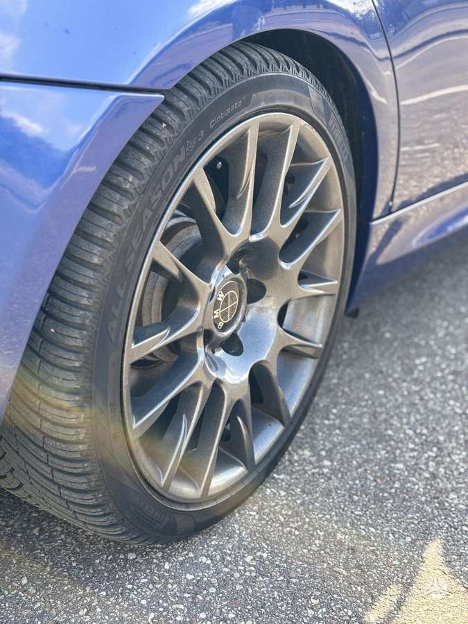BMW 325 2009 — photo 10