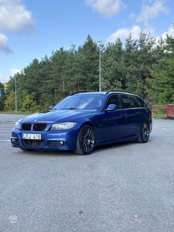 BMW 325 2009 — engine 2993 cm³, 197 HP (145kW)