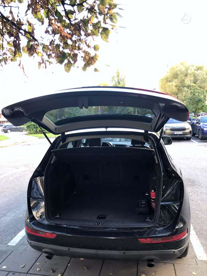 Audi Q5 2009 — photo 10