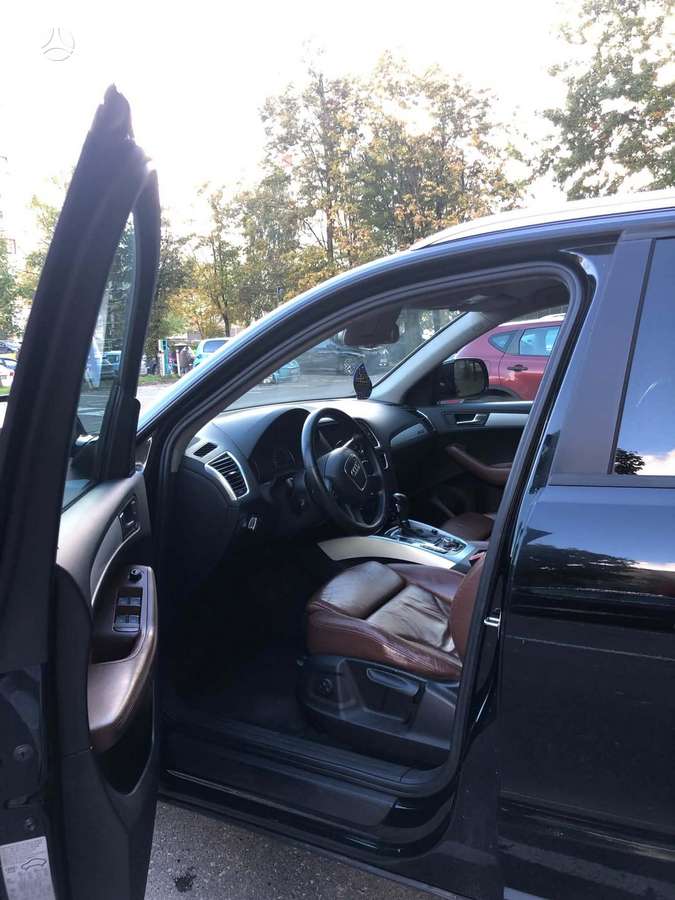 Audi Q5 2009 — photo 14