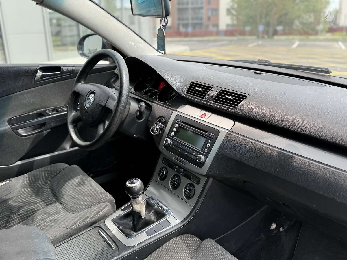 Volkswagen Passat 2006 — photo 5