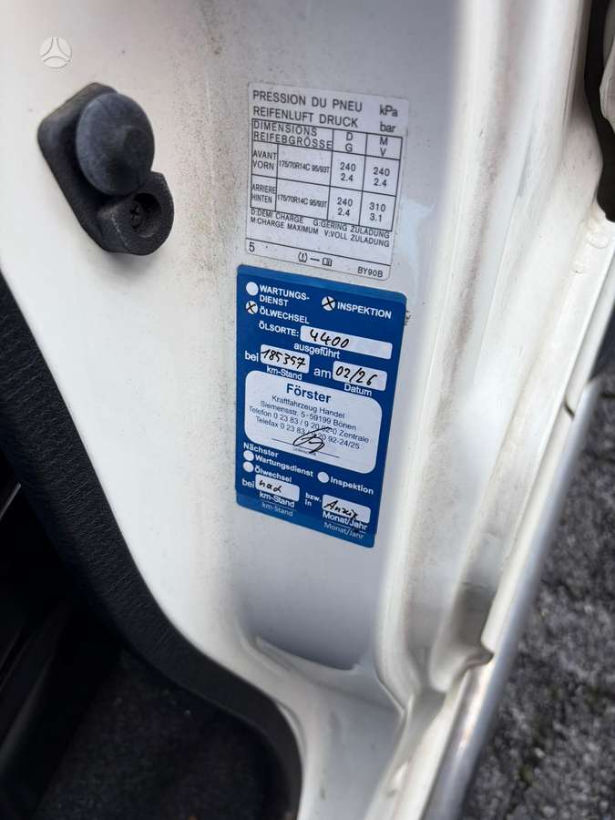 Nissan NV200 2015 — photo 27