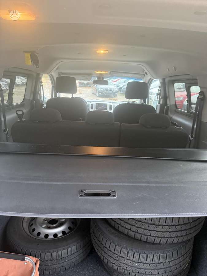 Nissan NV200 2015 — photo 32