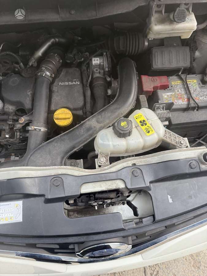 Nissan NV200 2015 — photo 36