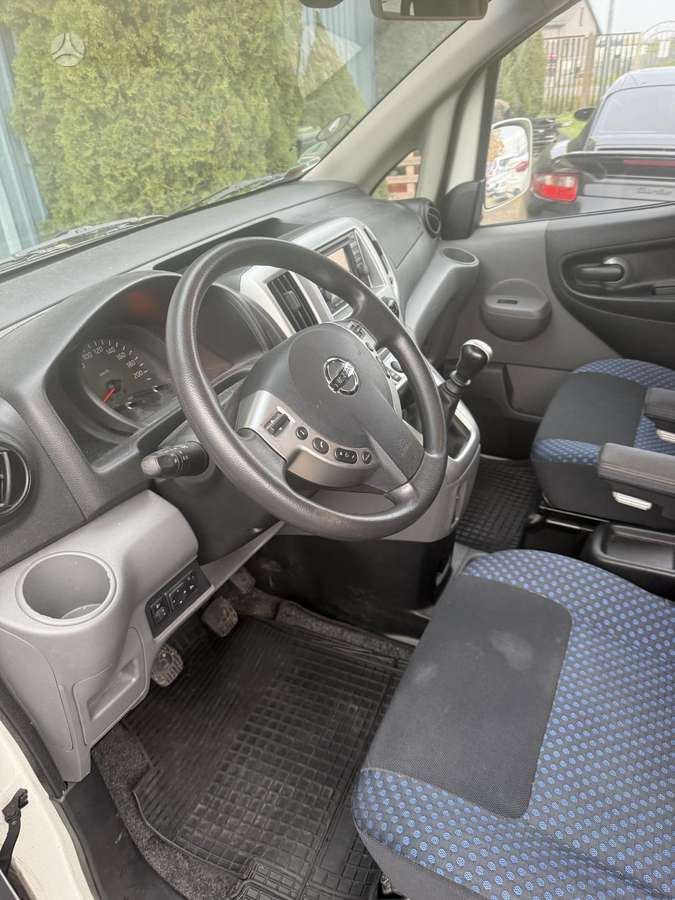 Nissan NV200 2015 — photo 44