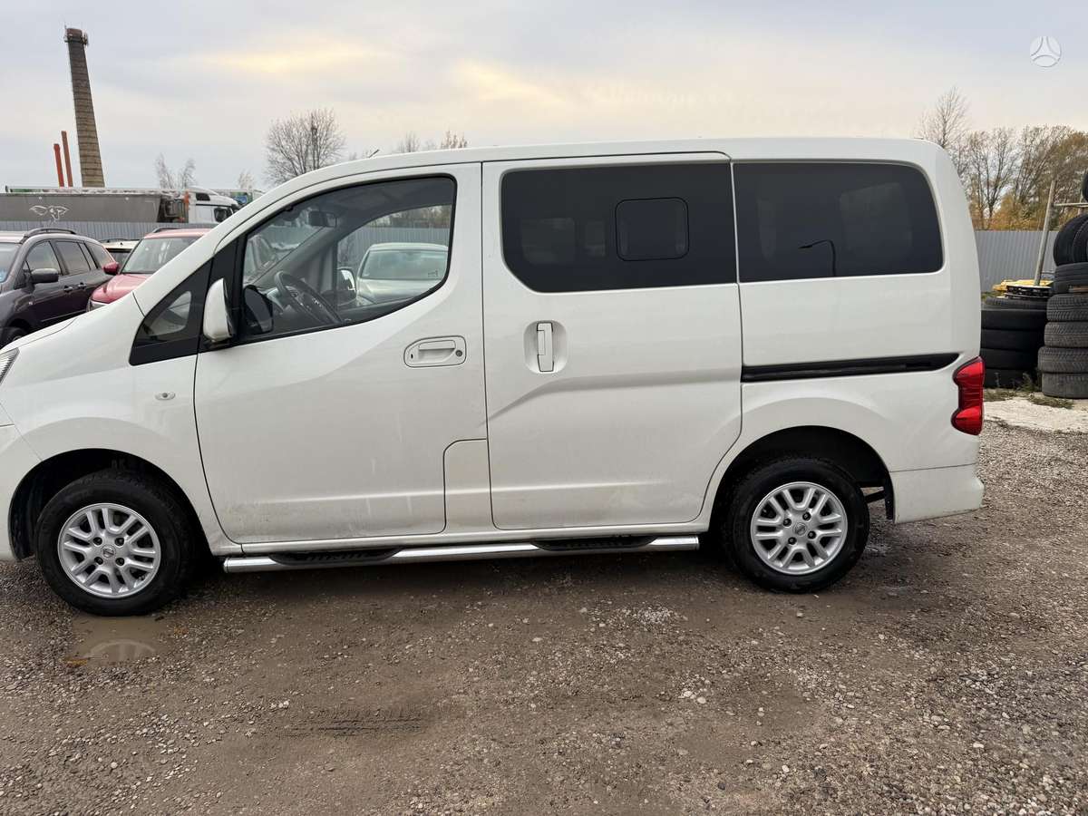 Nissan NV200 2015 — photo 7