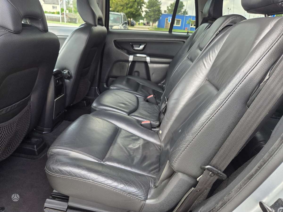 Volvo XC90 2011 — photo 12