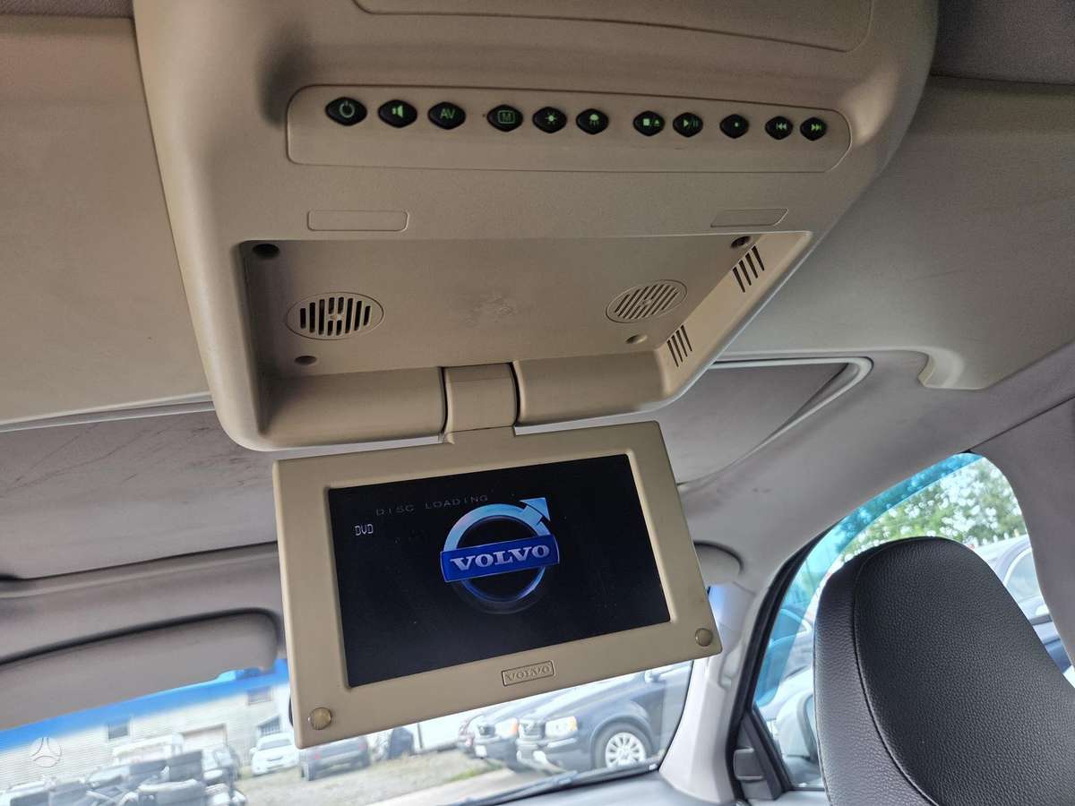 Volvo XC90 2011 — photo 18
