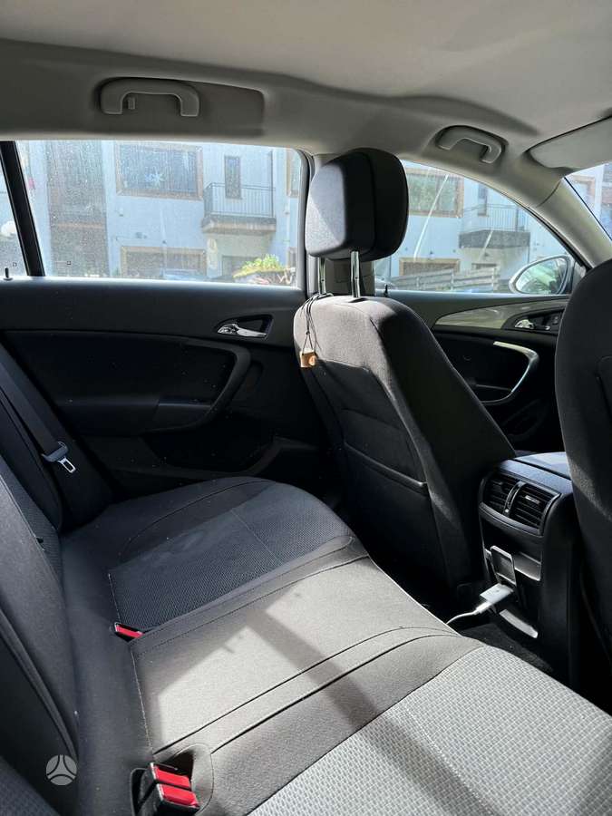 Opel Insignia 2014 — photo 8