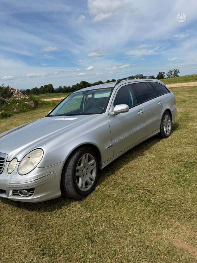 Mercedes-Benz 320 2007 — вигляд ззаду