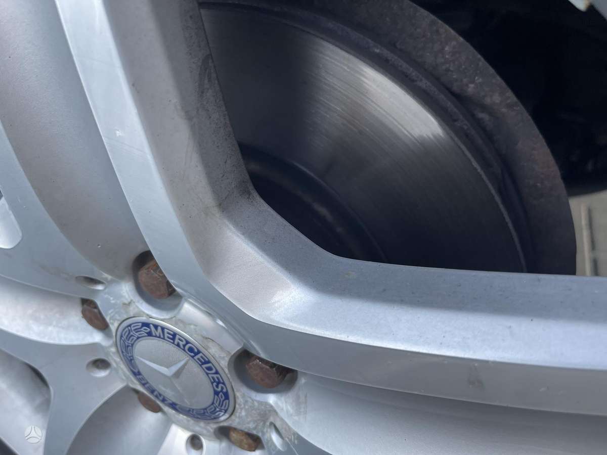 Mercedes-Benz ML320 2008 — photo 13