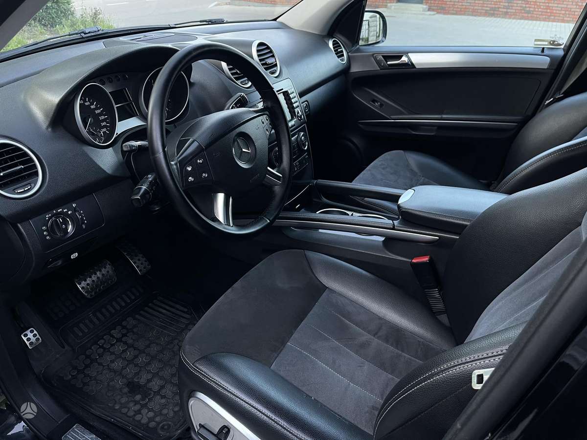 Mercedes-Benz ML320 2008 — photo 16