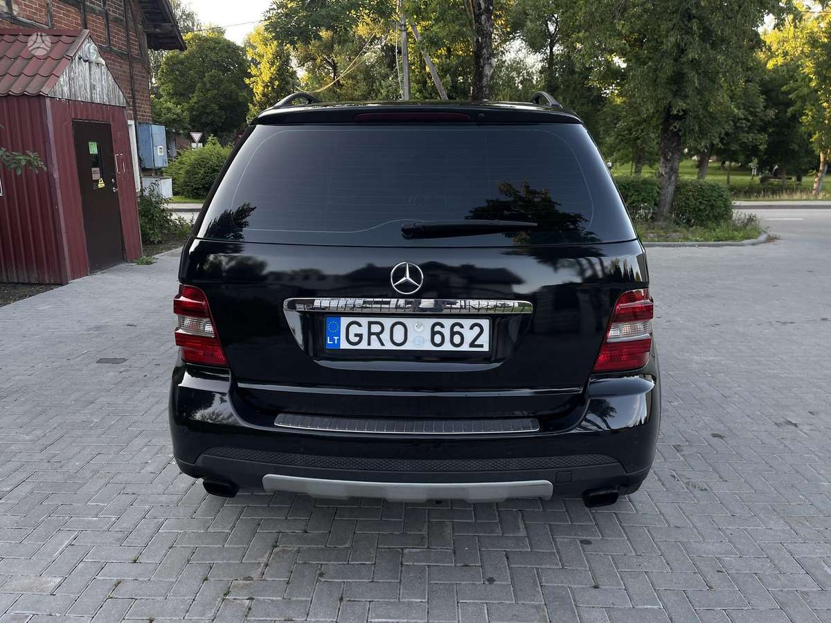 Mercedes-Benz ML320 2008 — photo 8