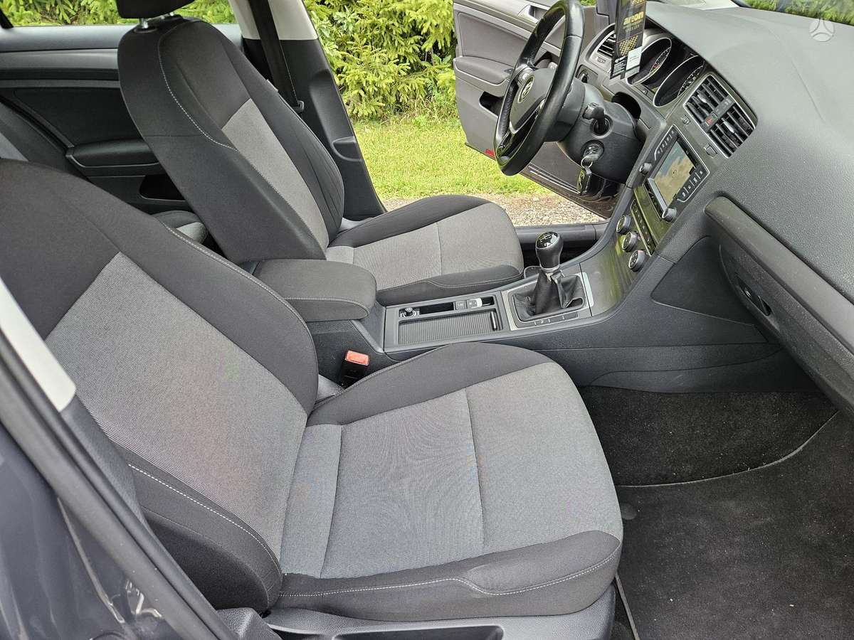 Volkswagen Golf 2015 — photo 10