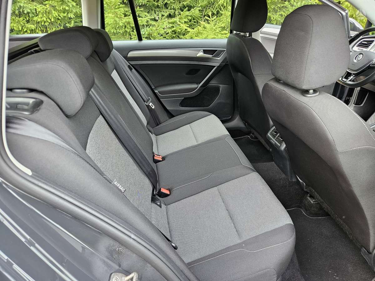 Volkswagen Golf 2015 — photo 12