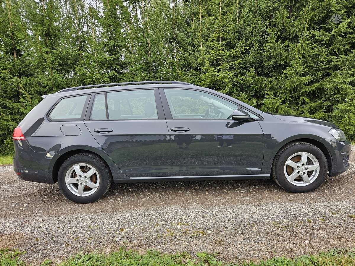 Volkswagen Golf 2015 — interior