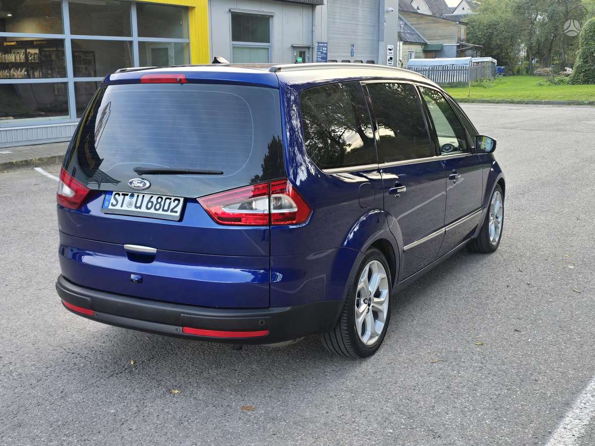 Ford Galaxy 2014 — photo 12