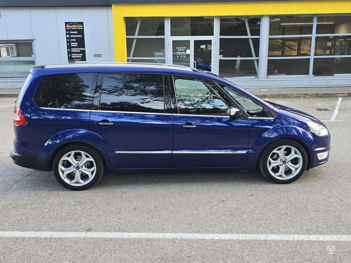 Ford Galaxy 2014 — photo 13