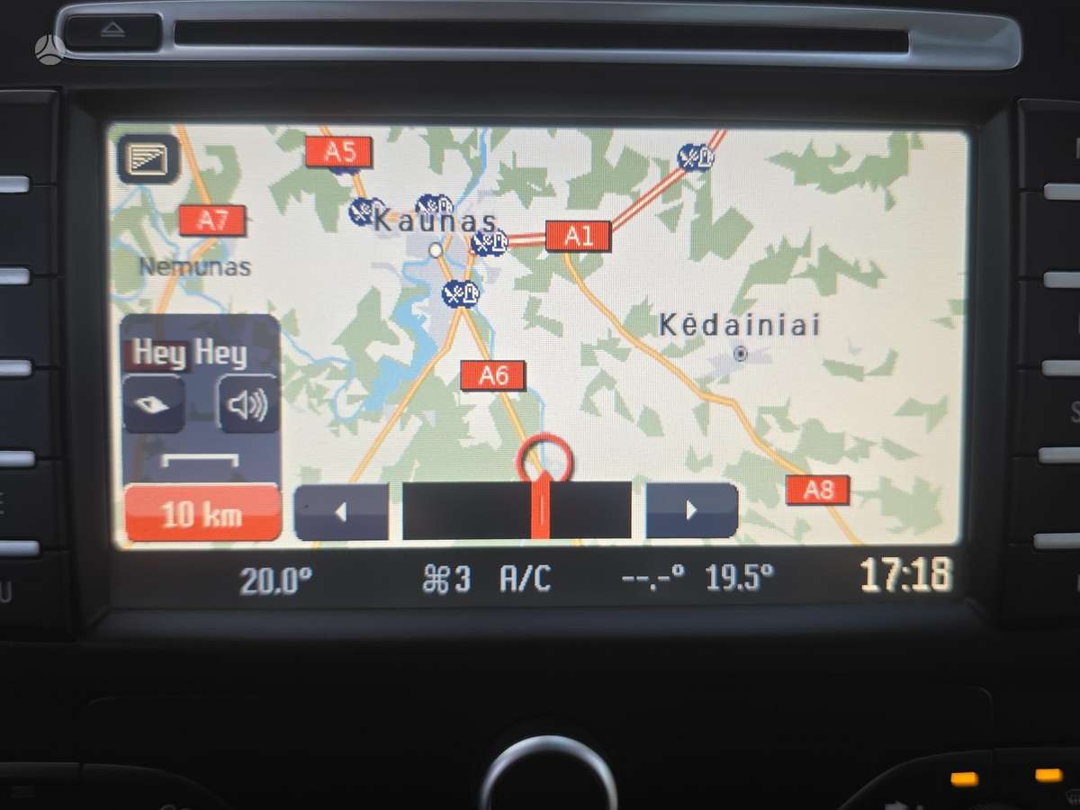 Ford Galaxy 2014 — photo 24