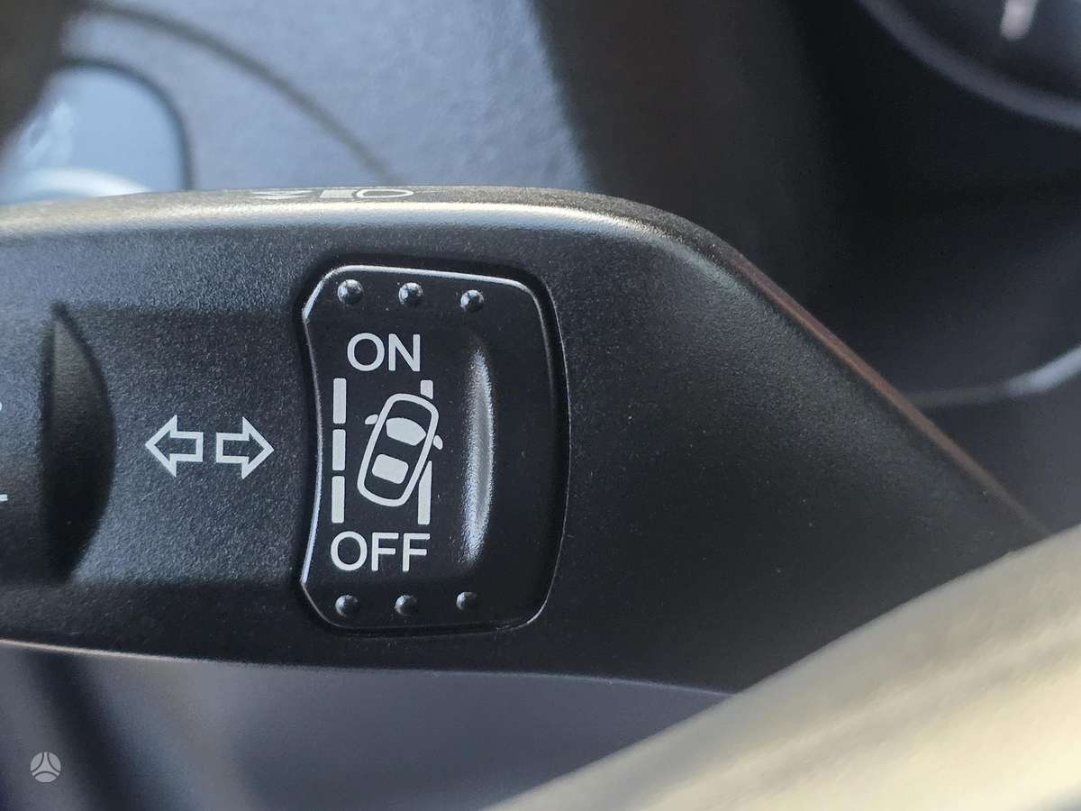 Ford Galaxy 2014 — photo 27