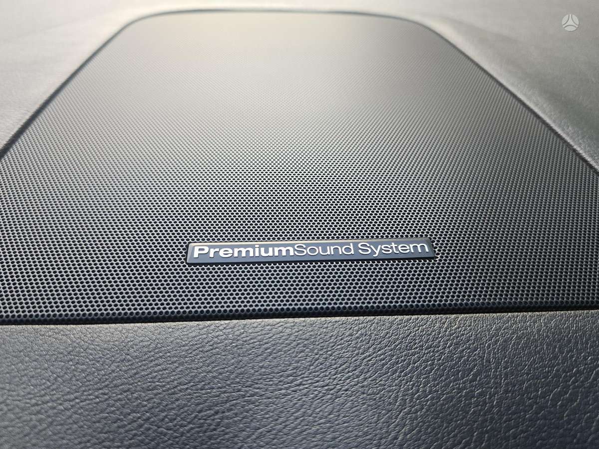 Ford Galaxy 2014 — photo 32