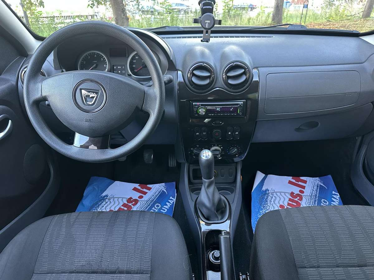 Dacia Duster 2010 — photo 11