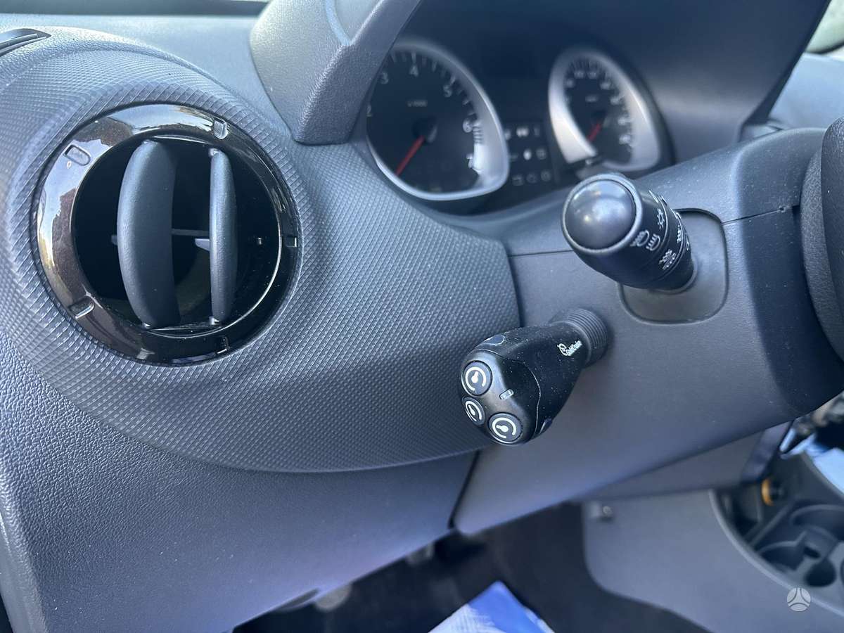 Dacia Duster 2010 — photo 15