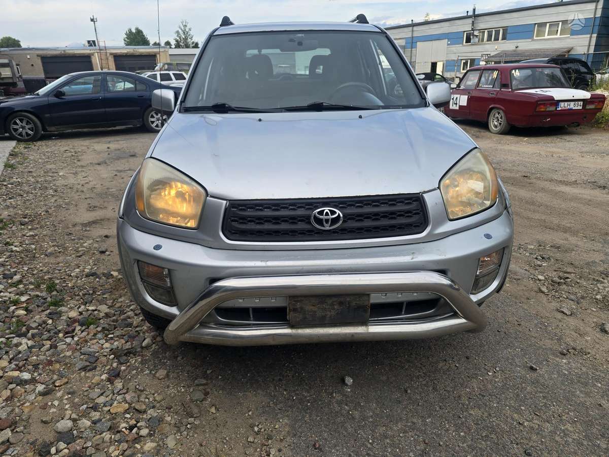 Toyota RAV4 2004 — photo 5