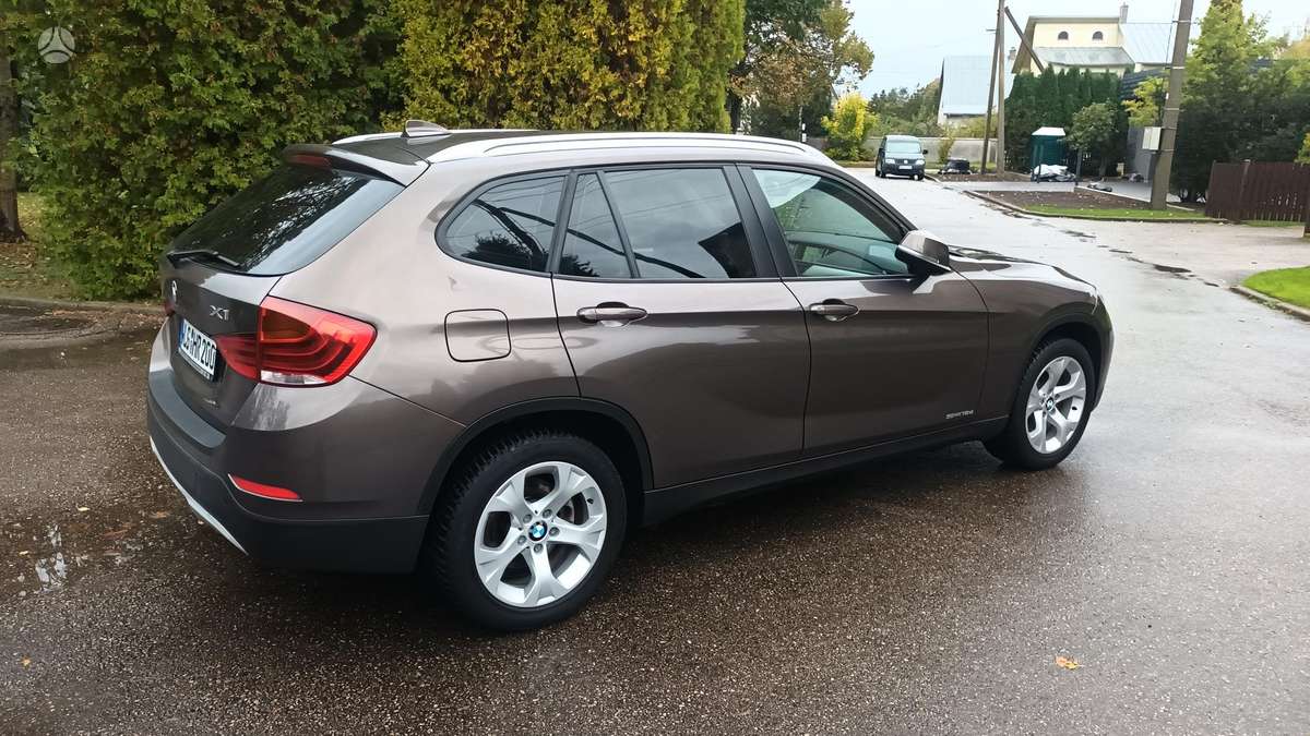 BMW X1 2012 — фото 10
