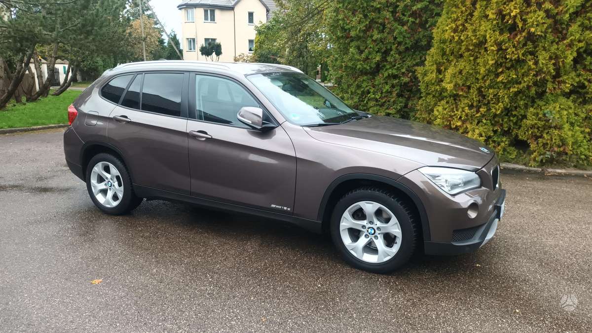 BMW X1 2012 — фото 12